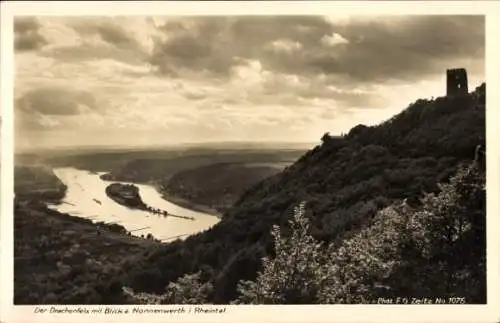 Ak Königswinter am Rhein, Drachenfels, Blick auf die Insel Nonnenwerth