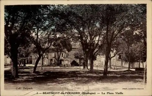 Ak Beaumont du Perigord Dordogne, Place Vieille