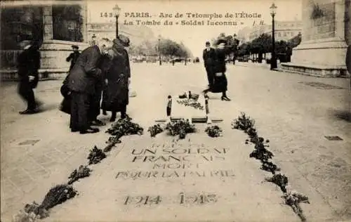 Ak Paris VIII, Arc de Triomphe, Arc de Triomphe, Grab des unbekannten Soldaten