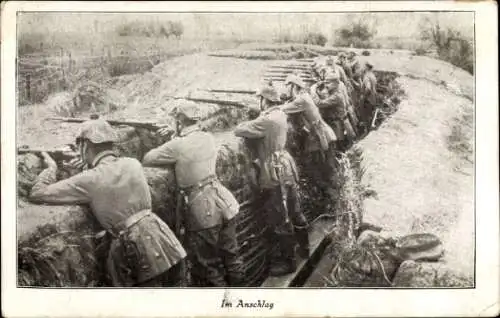 Ak Deutsche Soldaten im Kaiserreich, I. WK, Im Anschlag