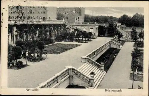 Ak Berlin Neukölln,  Körnerpark, Freitreppe