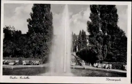 Ak Berlin Neukölln, Körnerpark, Wasserfontäne