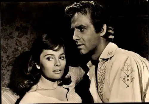 Ak Schauspieler Jarl Kulle und Ulla Jacobson, Portrait, Film Das Lied von der roten Blume