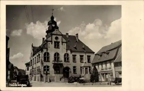 Foto Ak Heldrungen im Kyffhäuserkreis, Rathaus mit Ratskeller