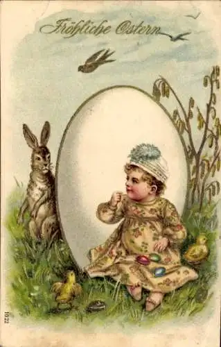 Präge Ak Glückwunsch Ostern, Kind vor Osterei, Küken, Osterhase