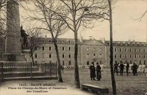 Ak Saint Brieuc Côtes d'Armor, Place du Champ-de-Mars, Casernes des Ursulines