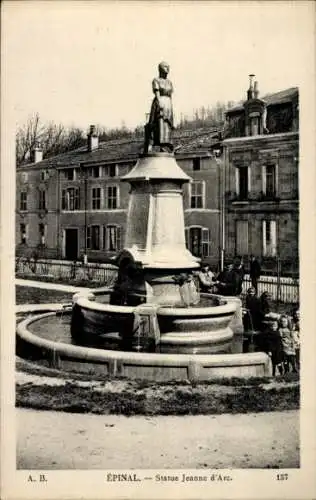 Ak Épinal Lorraine Vosges, Statue der Jeanne d'Arc