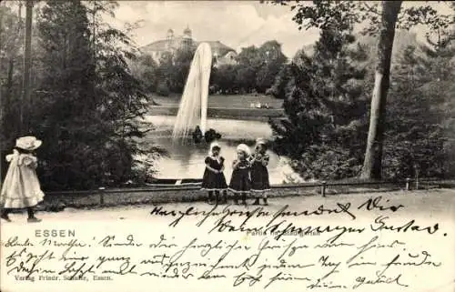 Ak Essen im Ruhrgebiet, Stadtgarten, Springbrunnen, Kinder