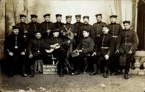 Foto Ak Münsingen in Württemberg, Deutsche Soldaten in Uniformen, I WK