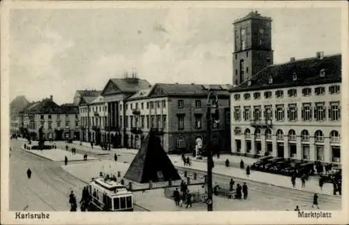 Ak Karlsruhe in Baden, Marktplatz, Pyramide, Straßenbahn