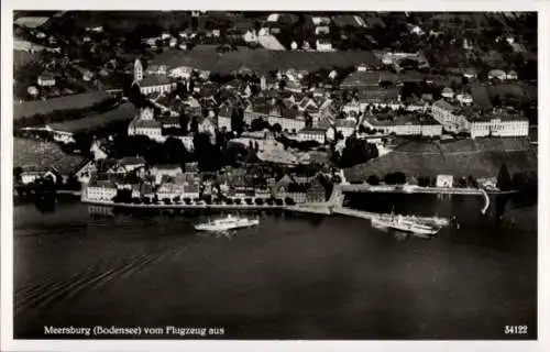 Ak Meersburg im Bodenseekreis Baden Württemberg, Fliegeraufnahme