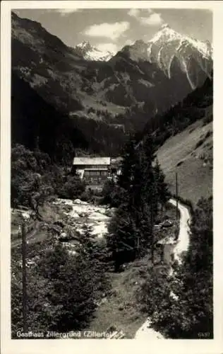 Foto Ak Zillergrund Tirol, Gasthaus mit Umgebung