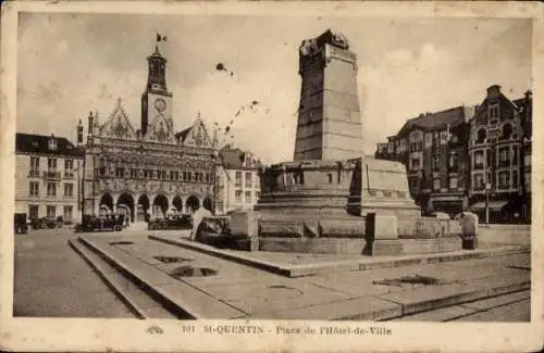 Ak Saint-Quentin Aisne, Place de Hôtel de Ville