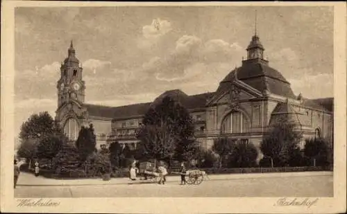 Ak Wiesbaden in Hessen, Bahnhof