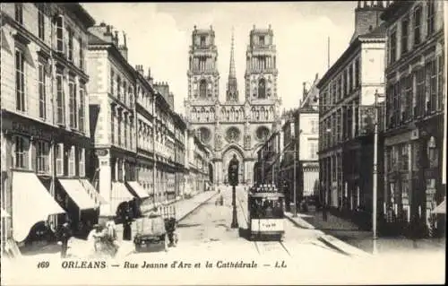 Ak Orléans Loiret, Rue Jeanne d’Arc, Kathedrale