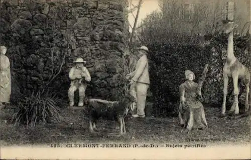 Ak Clermont Ferrand Puy de Dôme, versteinerte Untertanen