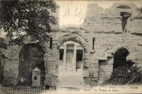 Ak Nîmes Gard, Tempel der Diana