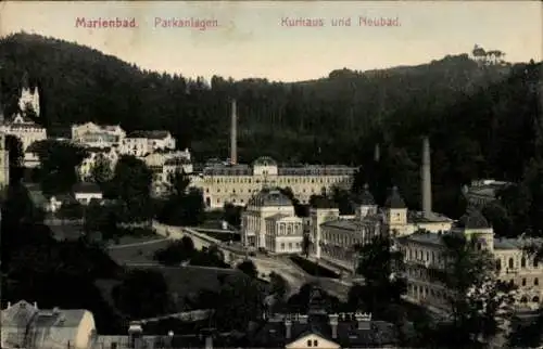 Ak Mariánské Lázně Marienbad Region Karlsbad, Kurhaus und Neubad, Parkanlagen