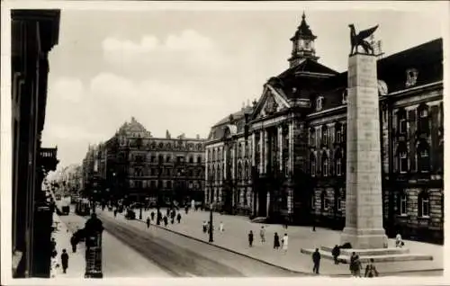 Ak Karlsruhe in Baden, Hauptpost, Grenadierdenkmal, Straßenbahn