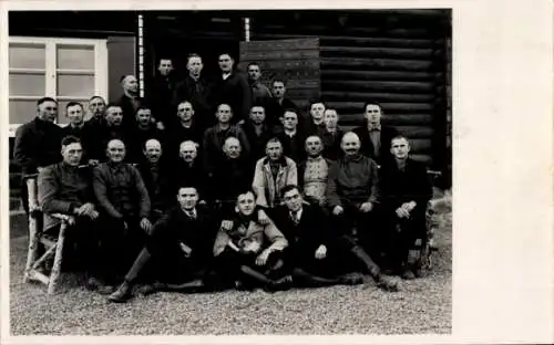 Foto Ak Bad Arolsen in Hessen, Männergruppe, Schulungslager Arolsen Rhoden 1937