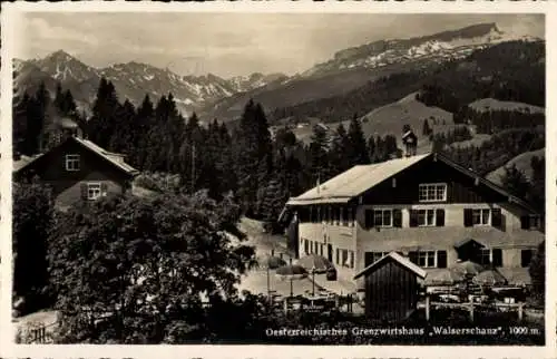 Ak Riezlern Mittelberg in Vorarlberg, Walserschanz, Grenzwirtshaus