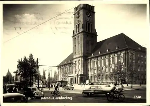 Foto Ak Berlin Schöneberg, Rathaus, Verkehr