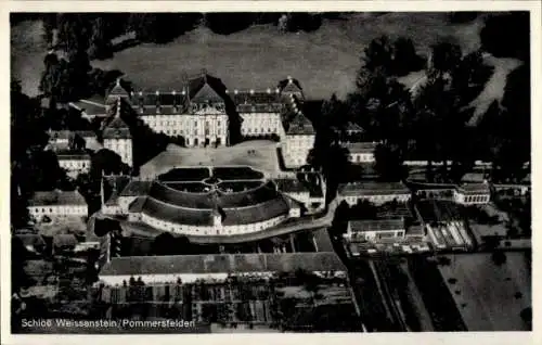 Ak Pommersfelden, Blick auf Schloss Weißenstein, Fliegeraufnahme