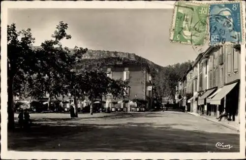 Ak Mas-d'Azil Ariège, Place du Champ de Mars et Avenue de la Grotte