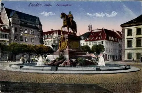 Ak Landau in der Pfalz, Paradeplatz, Denkmal