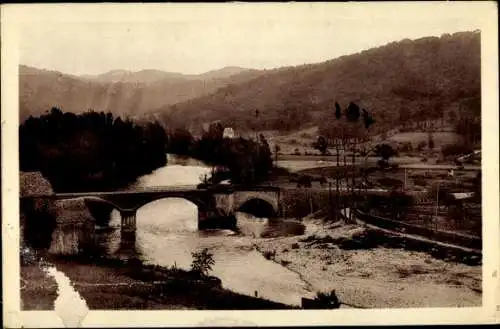 Ak Sainte Come Aveyron, Vallee du Lot, Brücke