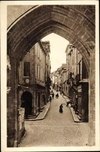 Ak Villefranche de Rouergue Aveyron, Rue Durand de Montlauzeur