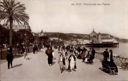 Ak Nice Nizza Alpes Maritimes, Promenade des Anglais, Passanten