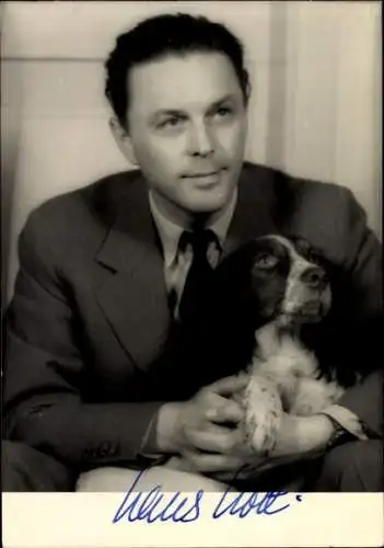 Ak Schauspieler Hans Holt, Portrait mit Hund, Autogramm