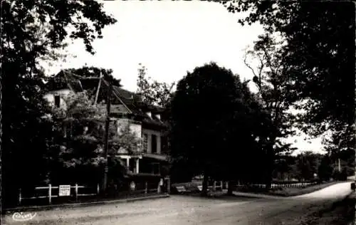 Ak Verneuil sur Seine Yvelines, Foret, Auberge de la Galette