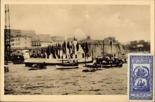 Ak Marseille Bouches du Rhône, Notre Dame de la Garde, Marineprozession auf dem Rückweg zum Hafen