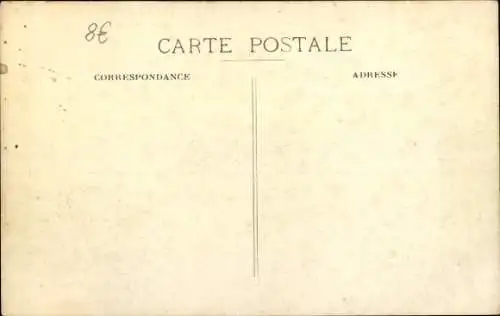 Ak Gueret Creuse, Place de la Prefecture, Pharmacie Centrale