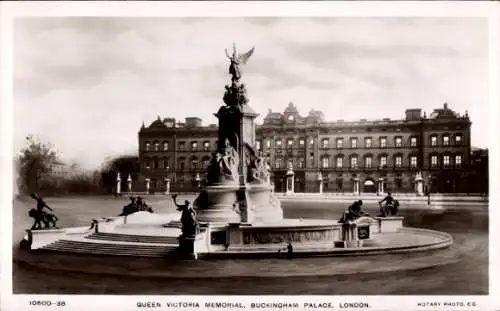 Ak City of Westminster London England, Buckingham Palace, Queen Victoria Memorial