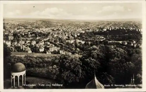 Ak Wiesbaden in Hessen, Stadtpanorama vom Neroberg aus