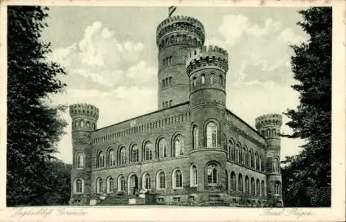 Ak Seebad Binz auf Rügen, Jagdschloss Granitz, Fassade, Türme