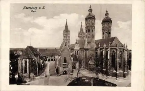 Ak Naumburg an der Saale, Straßenpartie mit Blick auf den Dom