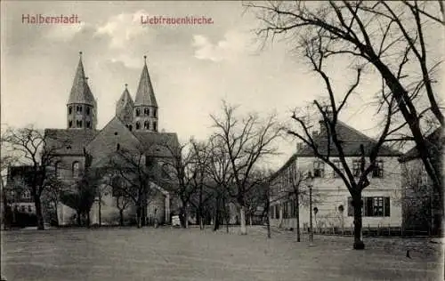 Ak Halberstadt in Sachsen Anhalt, Liebfrauenkirche