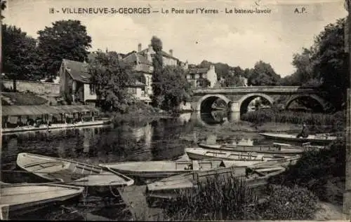 Ak Villeneuve Saint Georges Val de Marne, Pont sur l'Yerres, Bateau-lavoir