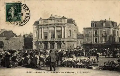 Ak Saint Brieuc Côtes d'Armor, Place du Theatre