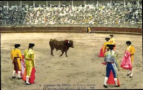 Ak Spanien, Corrida de Toros, Toro y toreros, Le taureau vient de sortir du toril