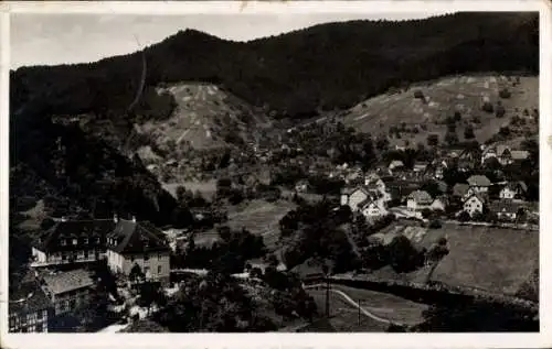 Ak Forbach im Schwarzwald, Gesamtansicht, Kranken- und Genesungsheim