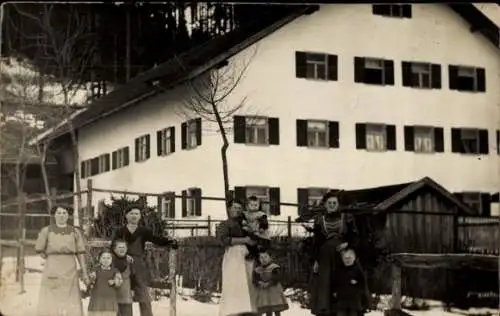 Foto Ak Schotten im Vogelsbergkreis Hessen, Ortspartie, Anwohner