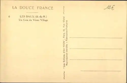 Ak Les Baux Bouches-du-Rhône, un coin du Vieux Village