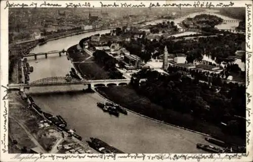 Ak Magdeburg in Sachsen Anhalt, Blick auf die Elbe, Fliegeraufnahme