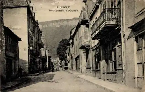 Ak Bort Les Orgues Corrèze Frankreich, Boulevard Voltaire