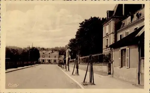 Ak Montbard Côte-d'Or, L'Avenue de la Gare